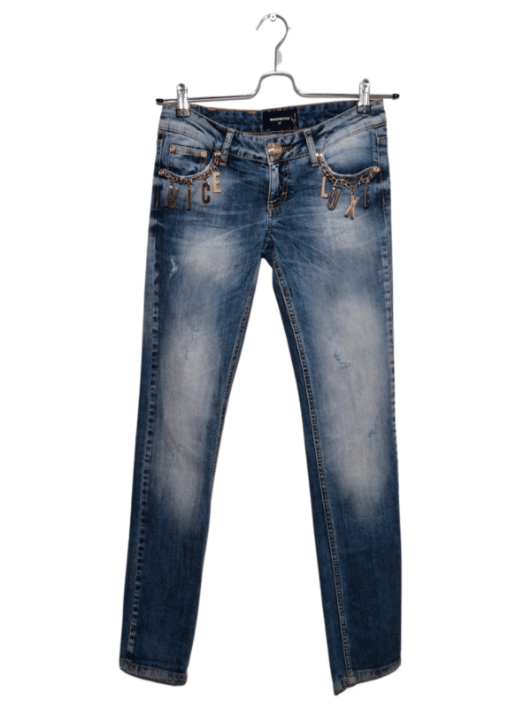 Šviesiai mėlyni džinsai, S