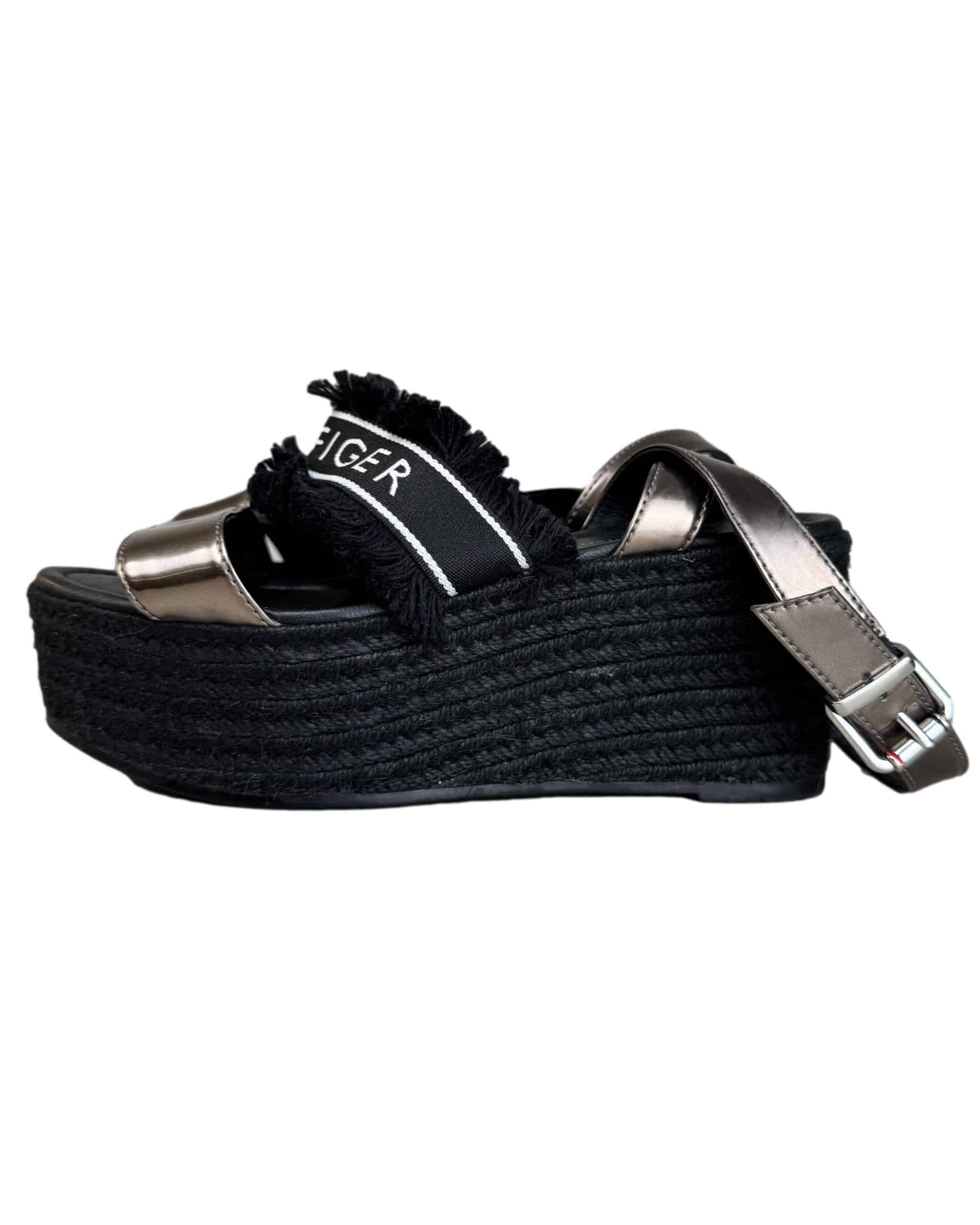 Juodos TOMMY HILFIGER basutės, 36 dydis