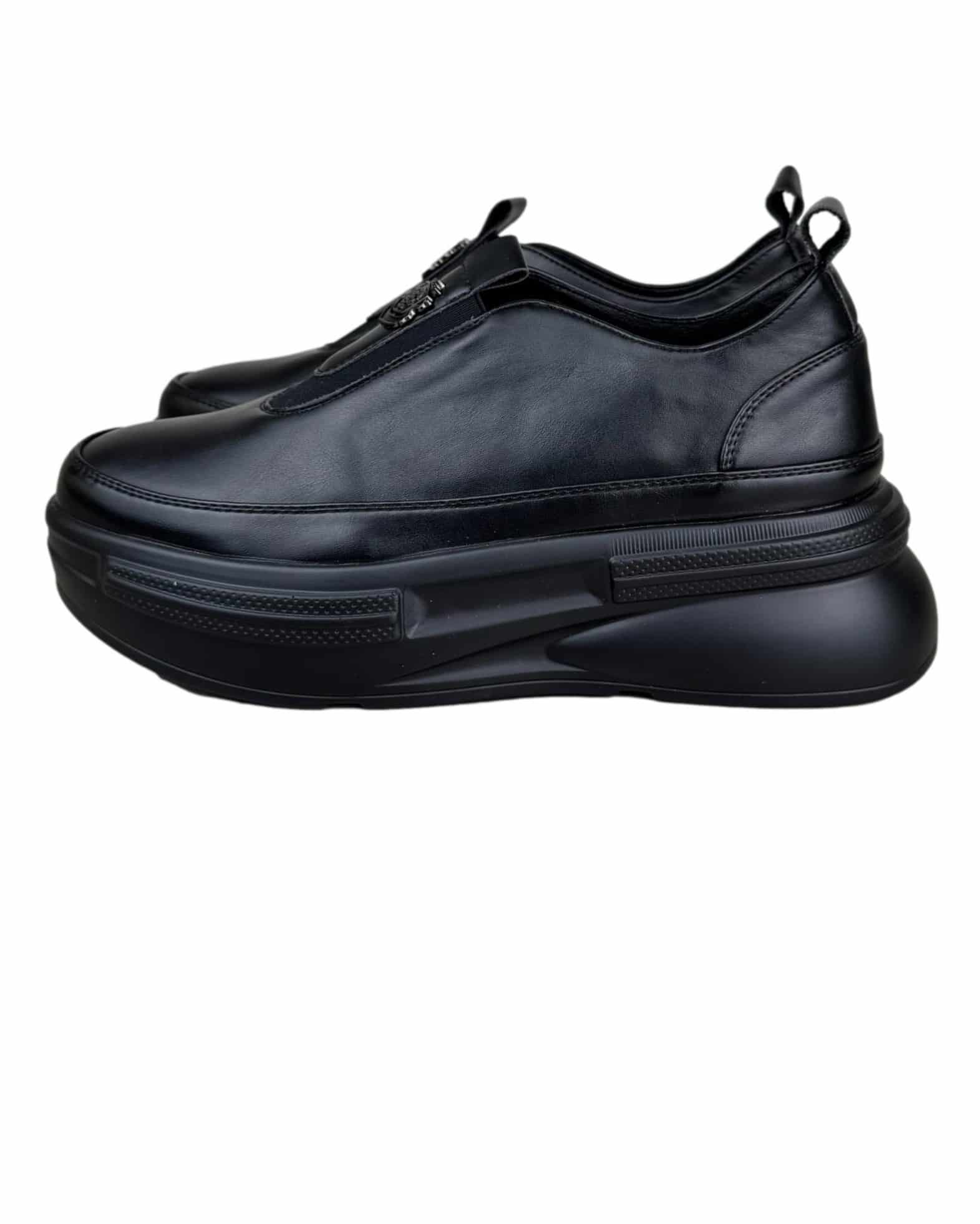 Juodi AOTORIA batai, 38 dydis