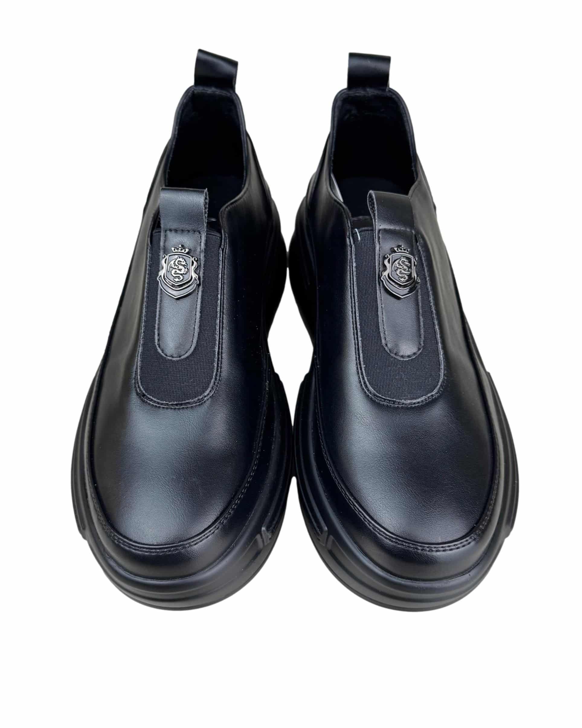 Juodi AOTORIA batai, 38 dydis