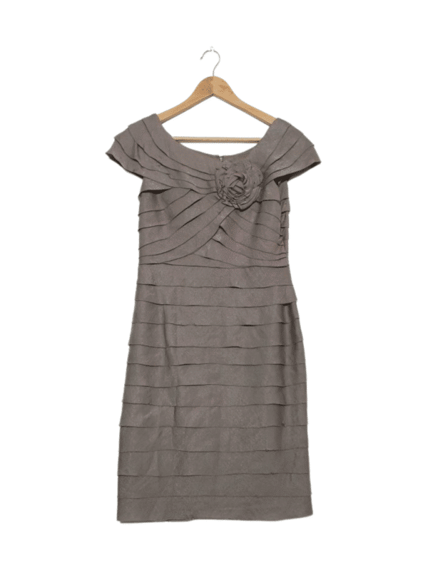 Pilka proginė COLLECTION DRESSBARN suknelė, M